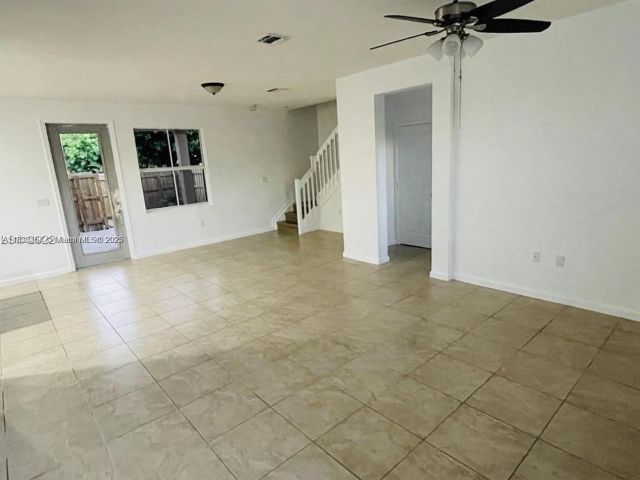 Продажа дома по адресу 24257 SW 117th Ave - фото 6255441