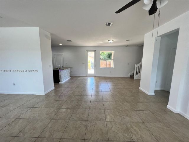 Продажа дома по адресу 24257 SW 117th Ave - фото 6255443