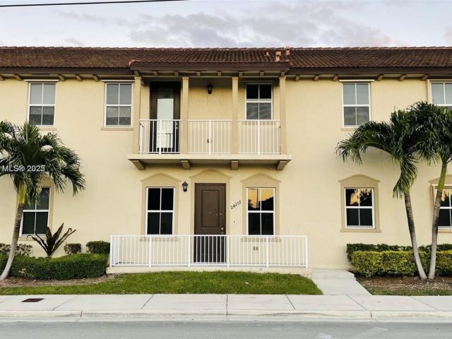 Продажа дома по адресу 24257 SW 117th Ave - фото 6255446