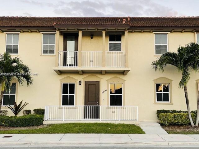 Продажа дома по адресу 24257 SW 117th Ave - фото 6255447