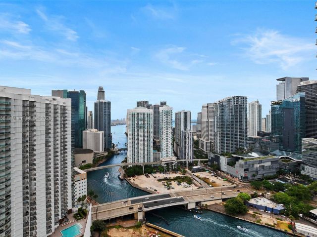 Продажа квартиры #3810 - фото 6261329