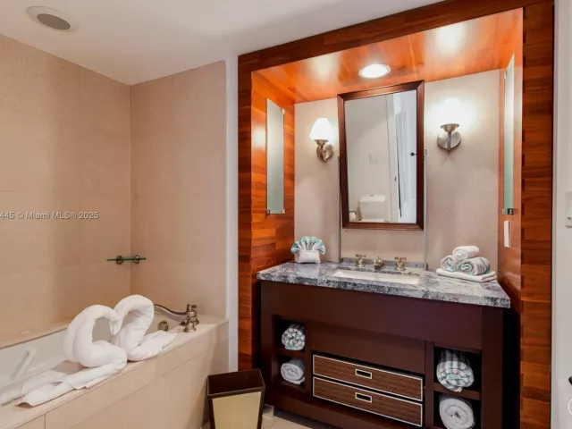 Продажа квартиры #1415 - фото 6256835