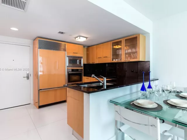 Продажа квартиры #1415 - фото 6256839