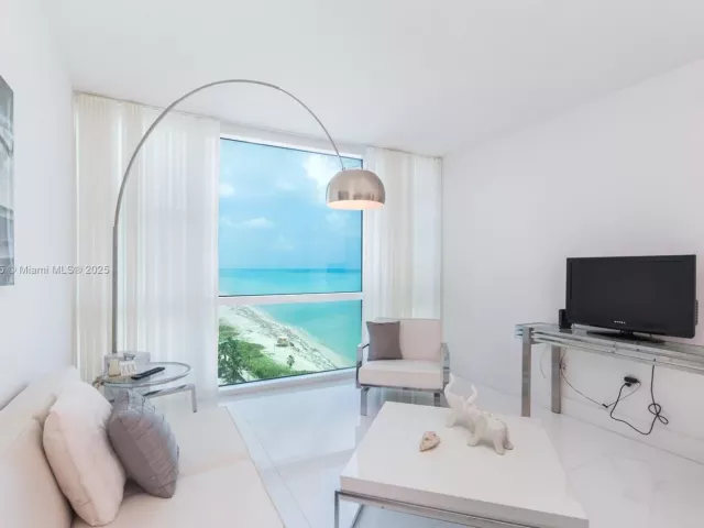 Продажа квартиры #1415 - фото 6256843