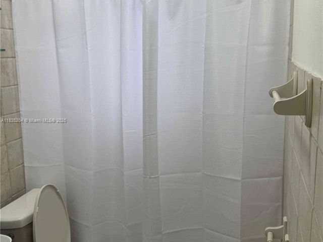 Продажа дома по адресу 16221 E Bunche Park Dr - фото 6256273