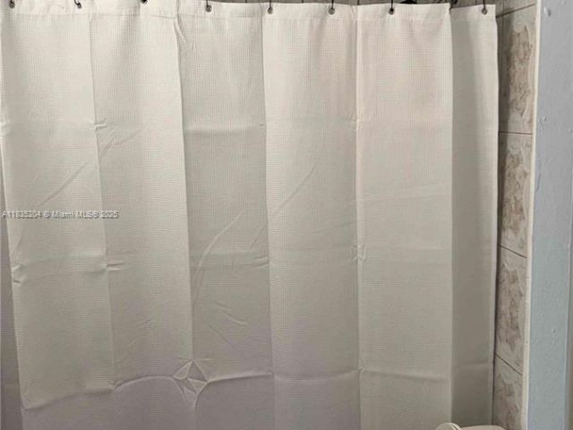 Продажа дома по адресу 16221 E Bunche Park Dr - фото 6256276