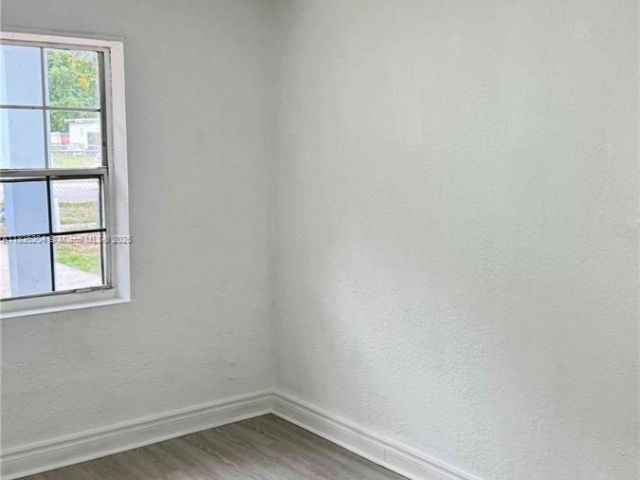 Продажа дома по адресу 16221 E Bunche Park Dr - фото 6256277