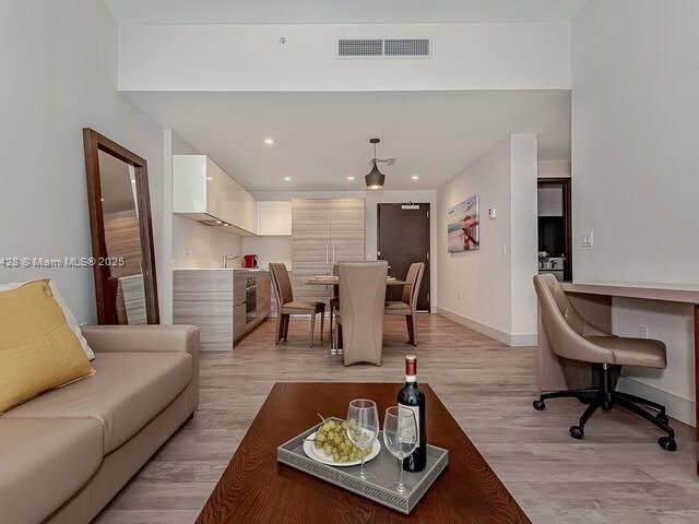 Продажа квартиры #N401 - фото 6256442