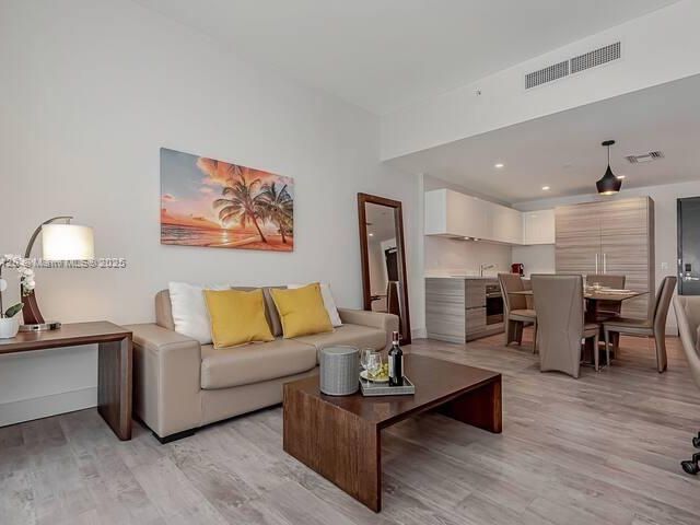 Продажа квартиры #N401 - фото 6256443