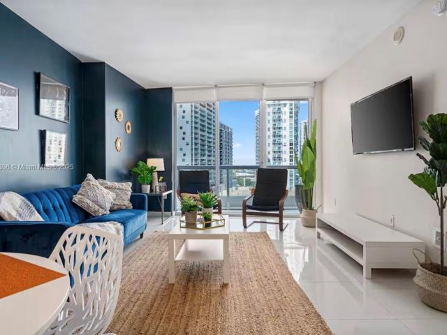 Продажа квартиры #1606 - фото 6257891