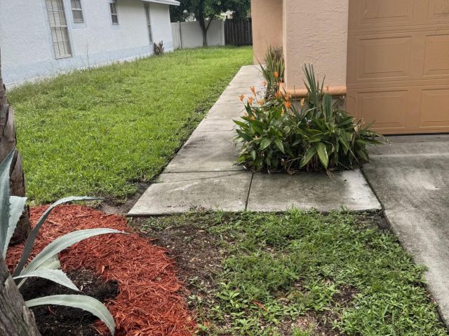 Дом в аренду по адресу 1364 Climbing Rose Lane - фото 6285531