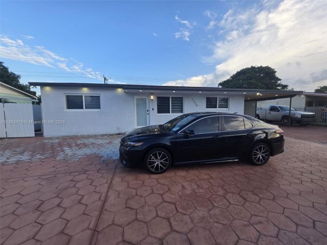 Продажа дома по адресу 1320 NW 179th Ter - фото 6256879