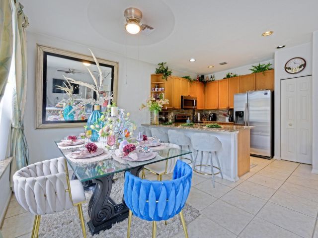 Продажа дома по адресу 4043 Lake Tahoe Circle - фото 6282004