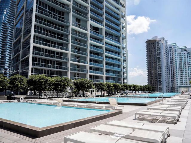 Продажа квартиры #3606 - фото 6257895