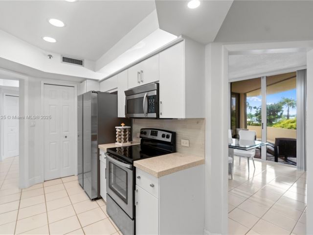 Продажа квартиры #407 - фото 6257059