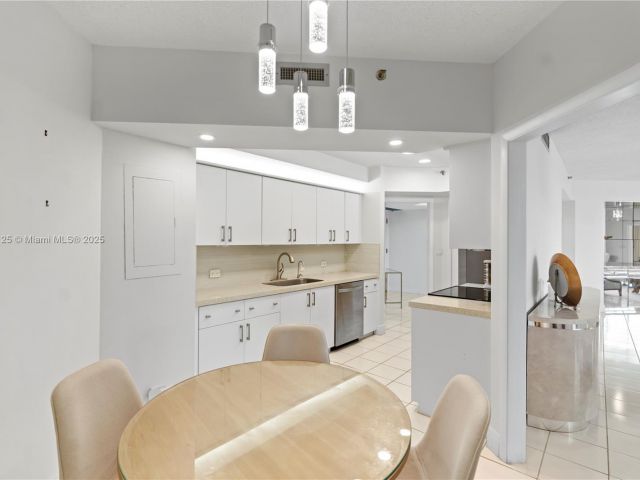 Продажа квартиры #407 - фото 6257060