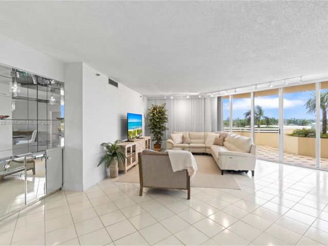 Продажа квартиры #407 - фото 6257066