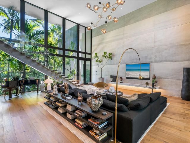 Продажа дома по адресу 3910 Battersea Rd - фото 6256596