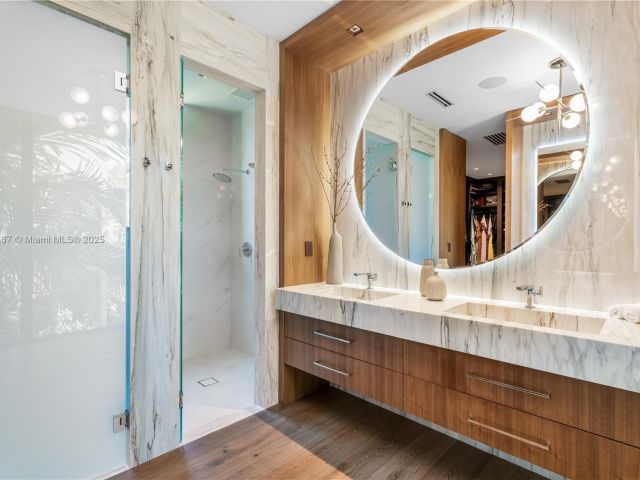 Продажа дома по адресу 3910 Battersea Rd - фото 6256601