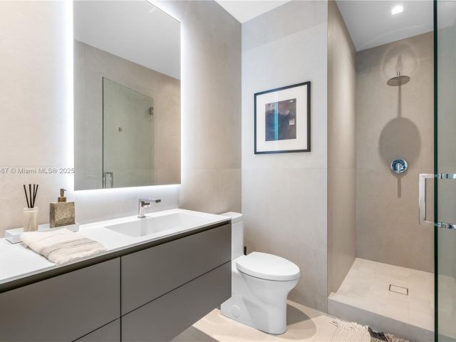 Продажа дома по адресу 3910 Battersea Rd - фото 6256603