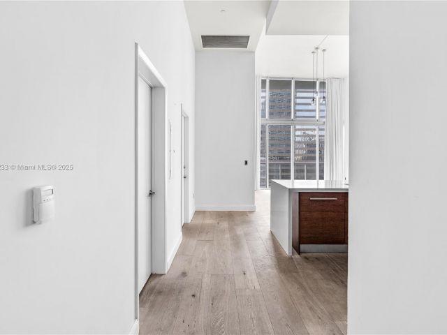 Продажа квартиры #1511 - фото 6257867