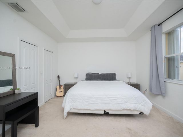 Продажа дома по адресу 14964 SW 8 LN - фото 6256695