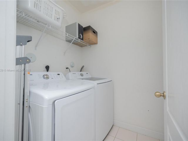 Продажа дома по адресу 14964 SW 8 LN - фото 6256697