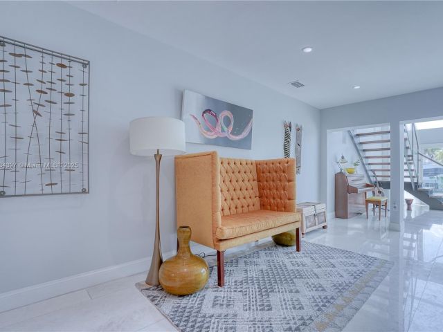 Дом в аренду по адресу 13300 Biscayne Bay Ter - фото 6257251