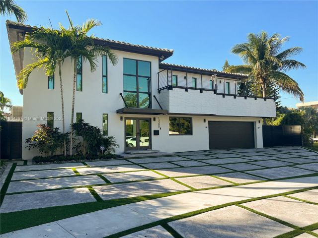 Дом в аренду по адресу 13300 Biscayne Bay Ter - фото 6257256