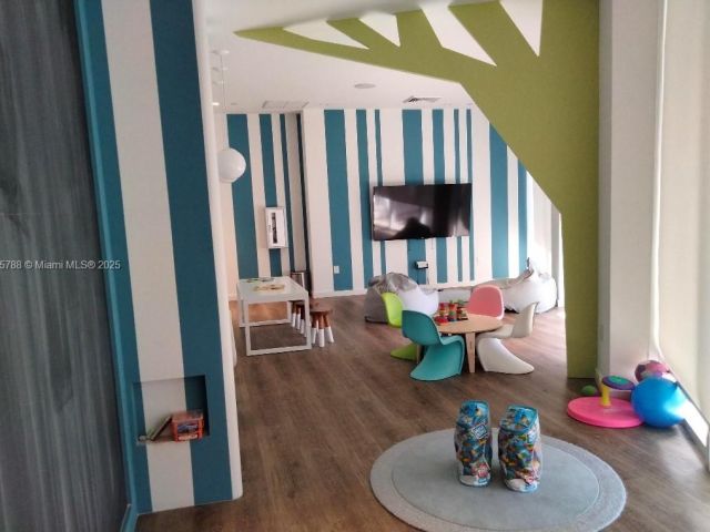 Продажа квартиры #701 - фото 6285190