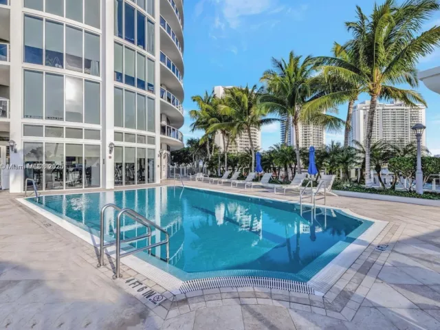 Продажа квартиры #701 - фото 6285193