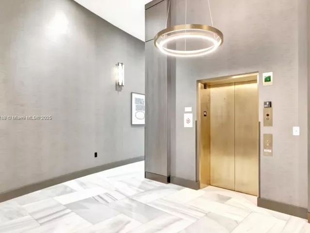 Продажа квартиры #701 - фото 6285195