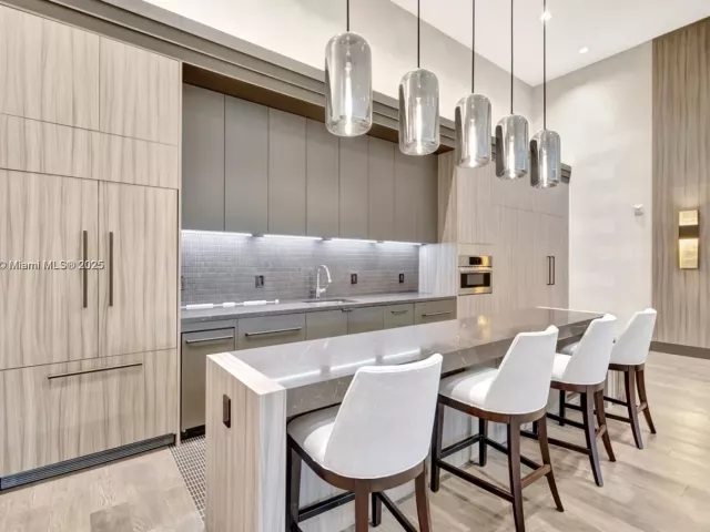 Продажа квартиры #701 - фото 6285197