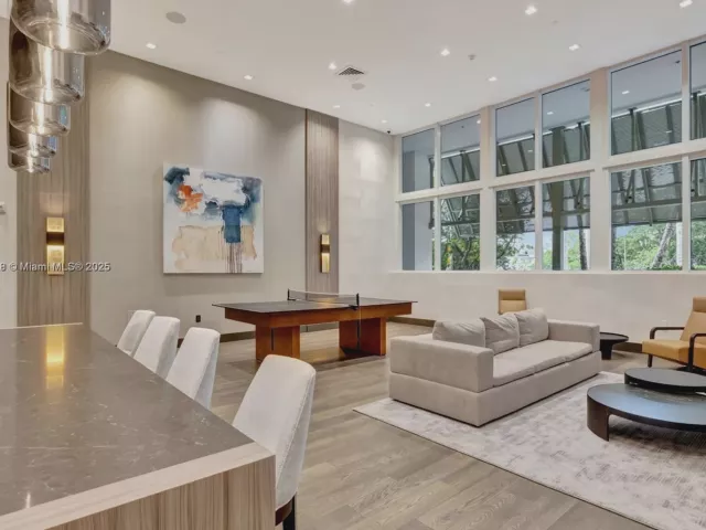 Продажа квартиры #701 - фото 6285198