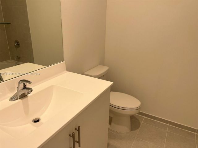 Дом в аренду по адресу 13378 SW 286th St 13378 - фото 6274566