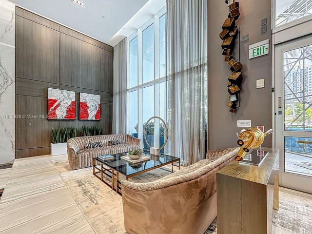 Продажа квартиры #2501 - фото 6259062