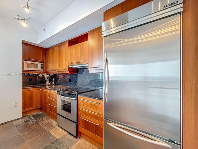 Продажа квартиры #2501 - фото 6259072