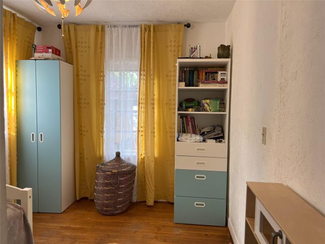 Продажа дома по адресу 1719 S Hayes St - фото 6269678