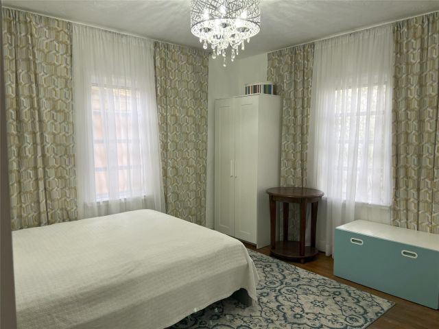 Продажа дома по адресу 1719 S Hayes St - фото 6269682