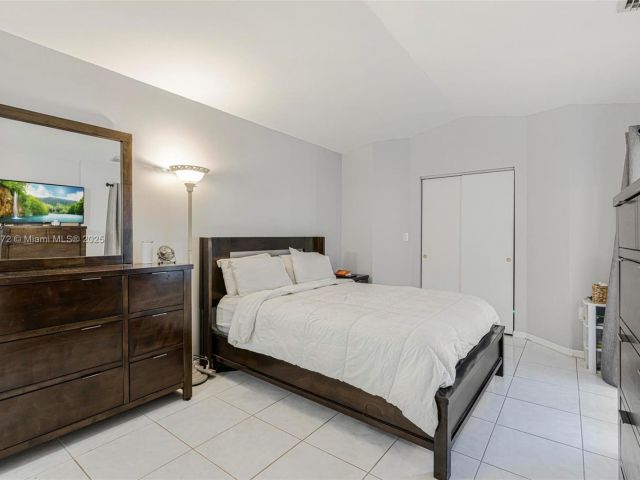 Продажа дома по адресу 11532 SW 148th Path - фото 6277366