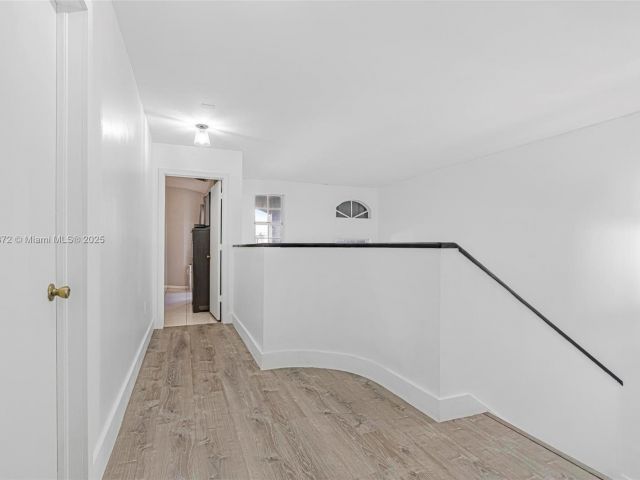 Продажа дома по адресу 11532 SW 148th Path - фото 6277367