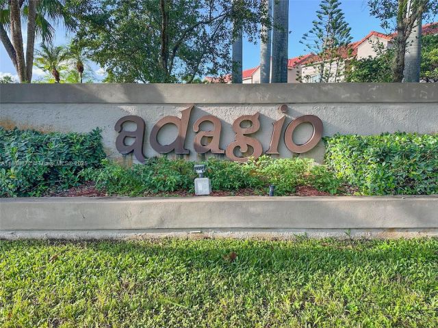 Продажа дома по адресу 11532 SW 148th Path - фото 6277378