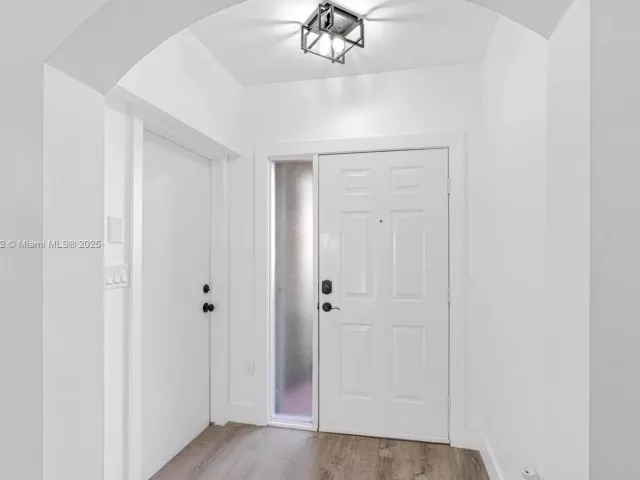 Продажа дома по адресу 11532 SW 148th Path - фото 6277375