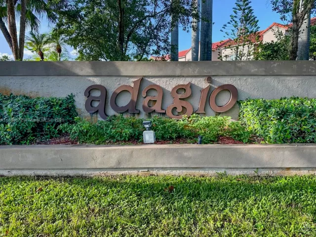 Продажа дома по адресу 11532 SW 148th Path - фото 6277378