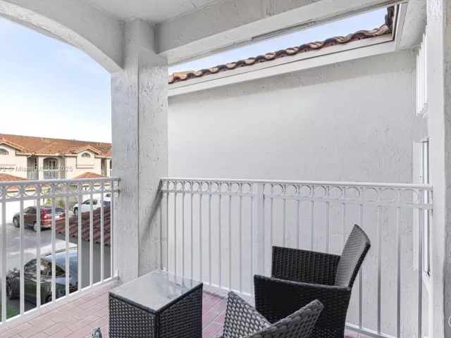 Продажа дома по адресу 11532 SW 148th Path - фото 6277362