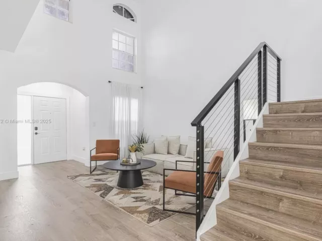 Продажа дома по адресу 11532 SW 148th Path - фото 6277376