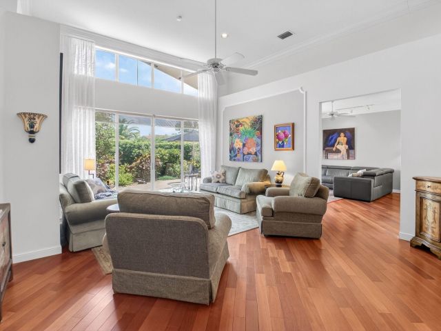 Продажа дома по адресу 2374 NW 23rd Road - фото 6260511