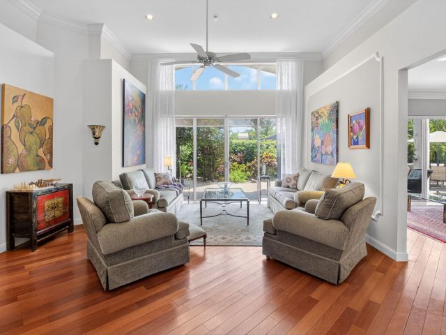 Продажа дома по адресу 2374 NW 23rd Road - фото 6260512