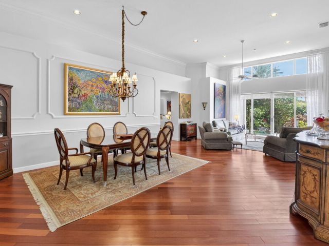 Продажа дома по адресу 2374 NW 23rd Road - фото 6260516