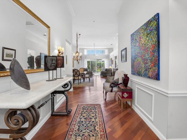 Продажа дома по адресу 2374 NW 23rd Road - фото 6260519